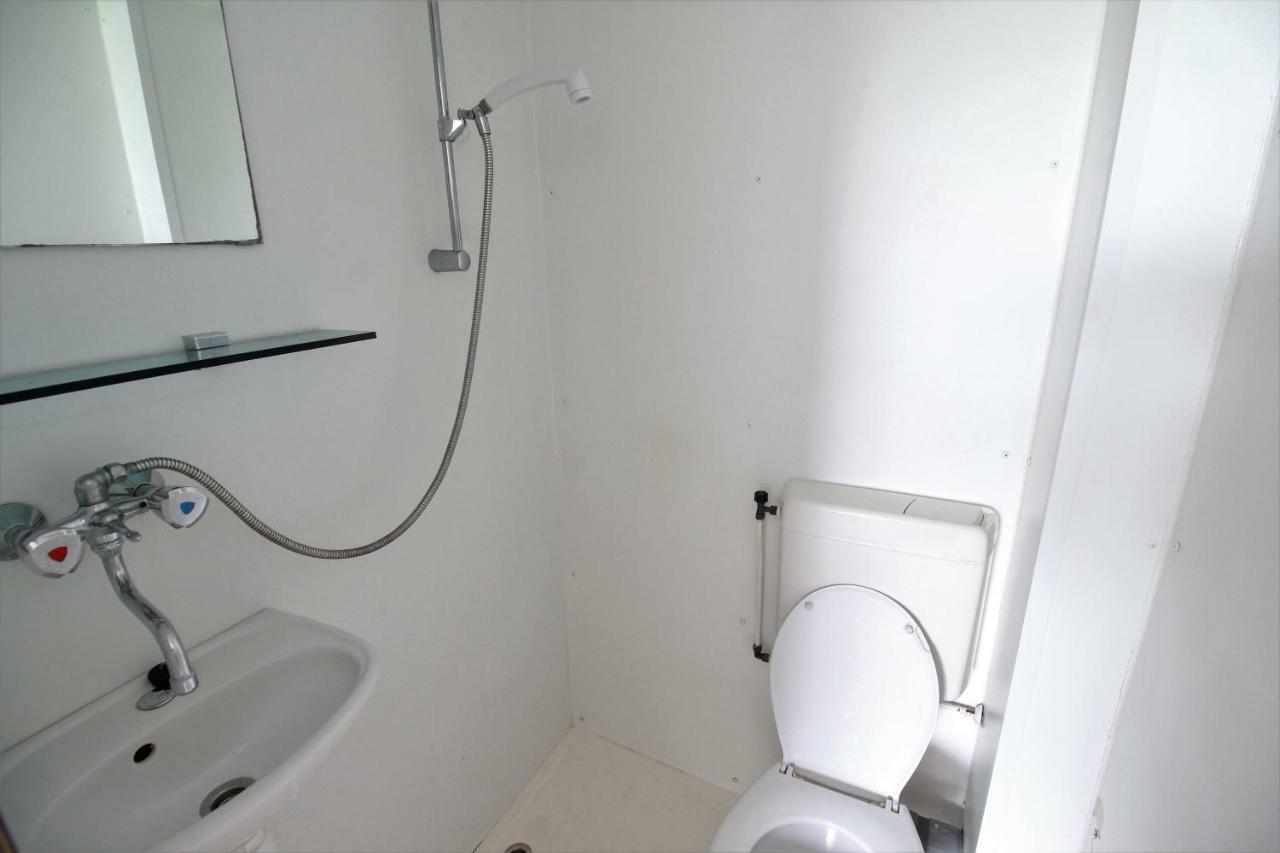 Tiny Cottage Op Camping "De Stal" Drijber 外观 照片